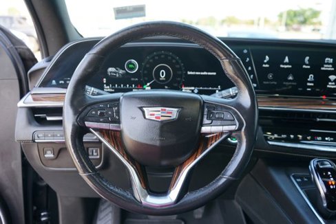 Used 2021 Cadillac Escalade Premium Luxury w/ LPO, Illumination Package image 23