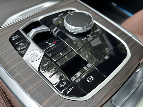 New 2026 BMW X5 xDrive40i w/ Premium Package image 24