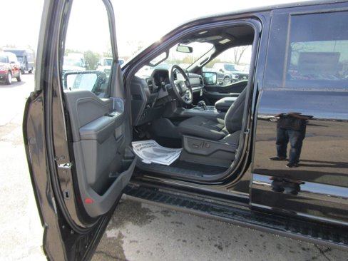 New 2025 Ford F150 XLT w/ Equipment Group 302A MID image 14
