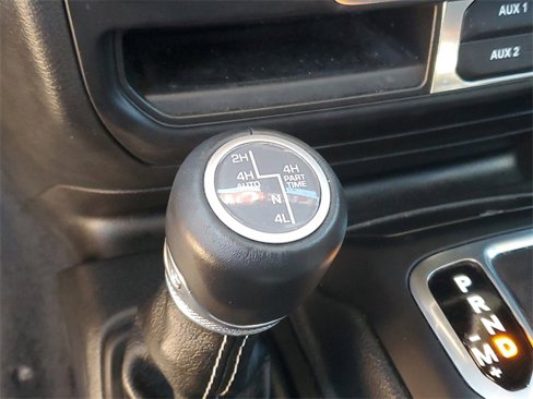 Used 2023 Jeep Wrangler Unlimited Sahara image 25