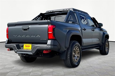 Used 2024 Toyota Tacoma Trailhunter image 12