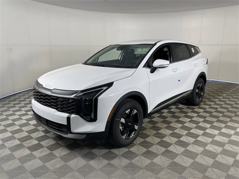 New 2026 Kia Sportage LX image 1