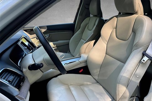 Certified 2024 Volvo XC90 B6 Plus w/ Protection Package Premier image 17
