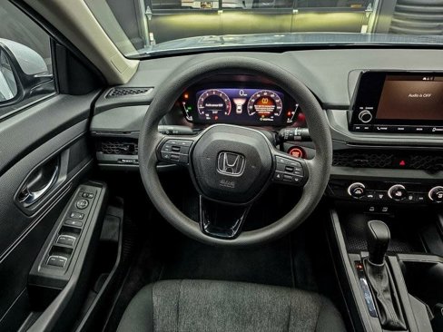 Used 2024 Honda Accord LX image 18