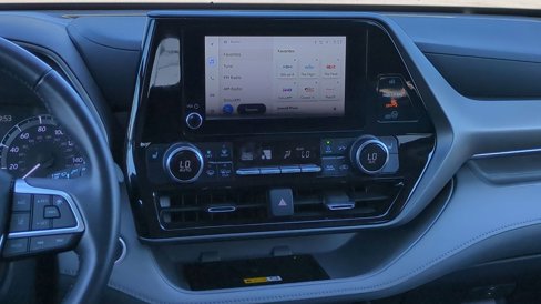 Used 2024 Toyota Highlander XLE image 29