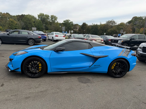 Used 2025 Chevrolet Corvette Z06 image 2