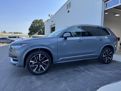 Used 2023 Volvo XC90 B6 Plus w/ Protection Package image 34