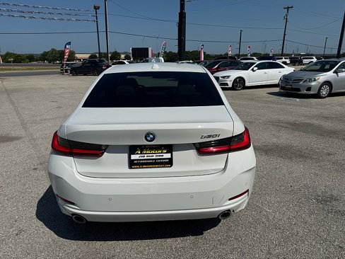 Used 2023 BMW 330i Sedan w/ Driving Assistance Package image 7