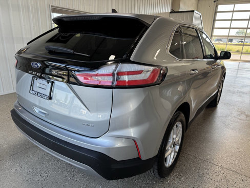 Used 2024 Ford Edge SEL image 32