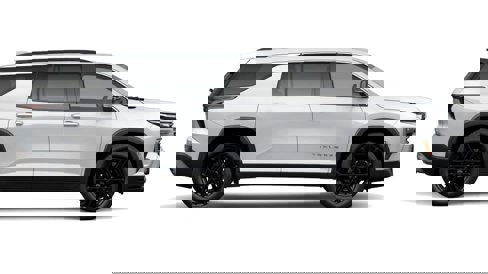 New 2026 Chevrolet Traverse LT w/ LPO, Floor Liner Package image 24