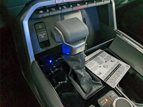 New 2025 Toyota Tundra Platinum image 18