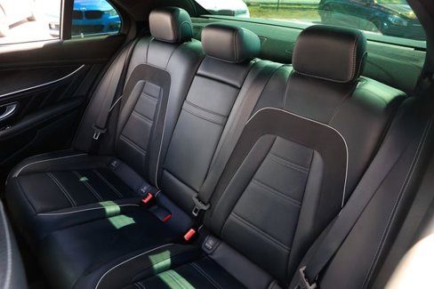 Used 2018 Mercedes-Benz E 63 AMG S w/ AMG Advanced Lighting Package image 8