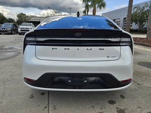 New 2026 Toyota Prius Plug-In Hybrid image 8