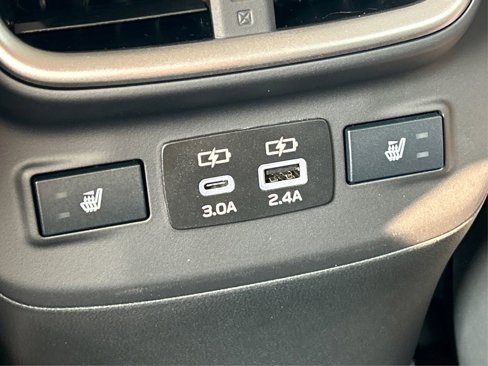 New 2025 Subaru Outback Limited image 38