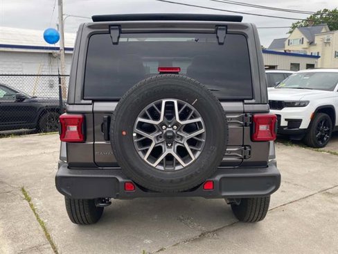 New 2025 Jeep Wrangler Unlimited Sahara w/ Safety Group image 4