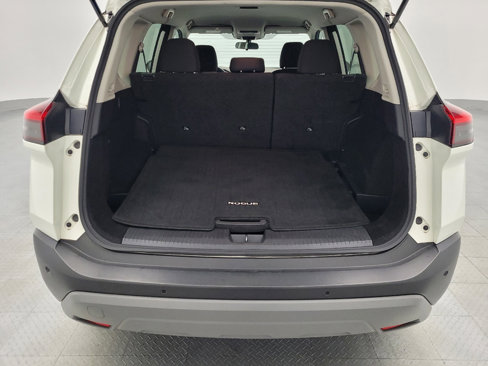 Used 2023 Nissan Rogue S image 29