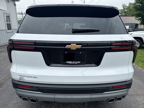 New 2025 Chevrolet Traverse LT image 6