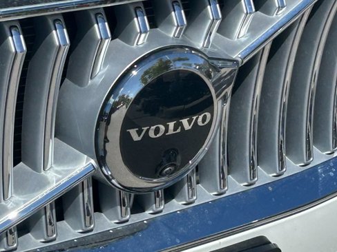 Used 2025 Volvo XC90 T8 Plus w/ Protection Package Premier image 10