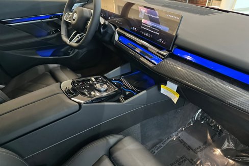 New 2026 BMW 540i xDrive image 12