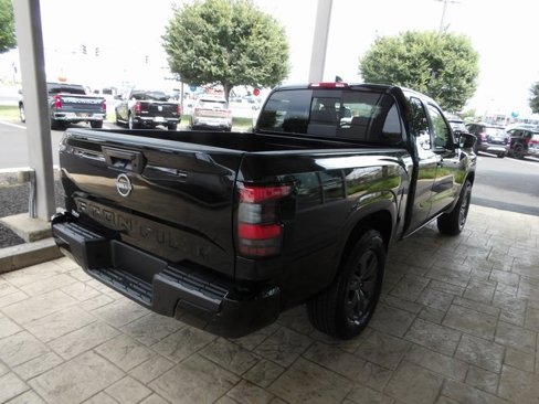 Certified 2025 Nissan Frontier SV image 7