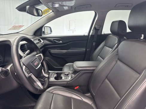 Used 2023 GMC Acadia SLT image 7