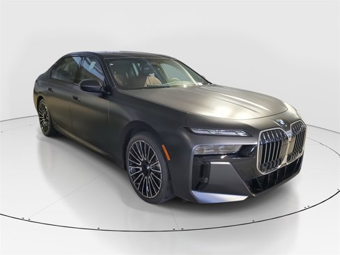New 2026 BMW 760i xDrive w/ Executive Package image 2