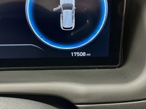 Certified 2024 Hyundai Tucson Limited image 12