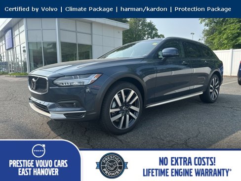 Used 2025 Volvo V90 B6 Cross Country Plus w/ Climate Package image 3