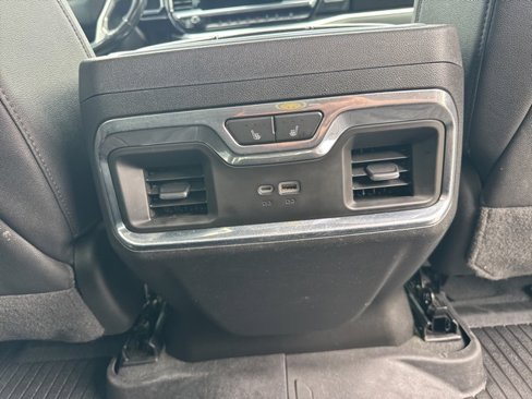 Used 2023 Chevrolet Silverado 1500 LTZ image 10