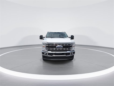 New 2026 Ford F350 XLT image 3