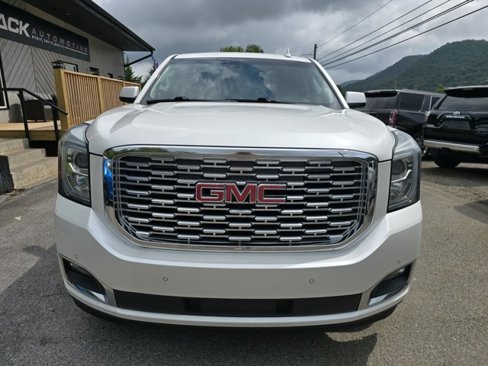 Used 2019 GMC Yukon XL Denali w/ Denali Ultimate Package image 6