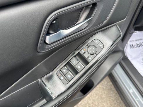 New 2026 Nissan Rogue SV image 13