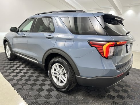 New 2025 Ford Explorer Active w/ Active Comfort Package image 5