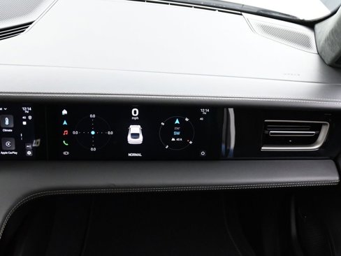 New 2025 Porsche Taycan Turbo image 35
