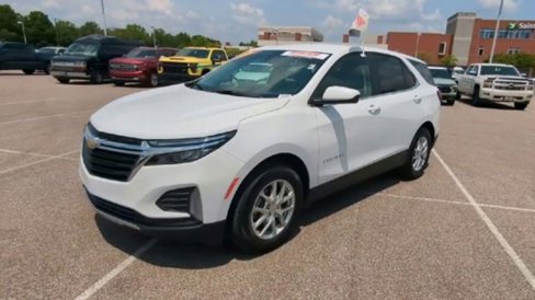 Used 2024 Chevrolet Equinox LT image 4