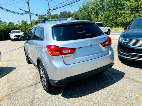 Used 2017 Mitsubishi Outlander Sport SE image 5