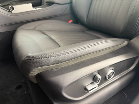 Used 2024 Maserati Grecale GT image 21