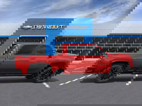 New 2026 Chevrolet Silverado 2500 LT image 5
