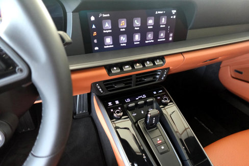 Used 2025 Porsche 911 Carrera image 14
