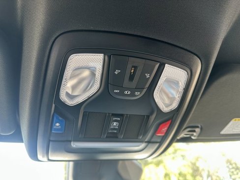 New 2026 RAM 1500 4x4 Crew Cab image 31