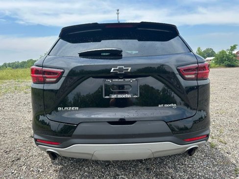 Used 2023 Chevrolet Blazer LT w/ Driver Confidence Package image 9