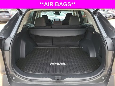 Used 2023 Toyota RAV4 XLE image 10