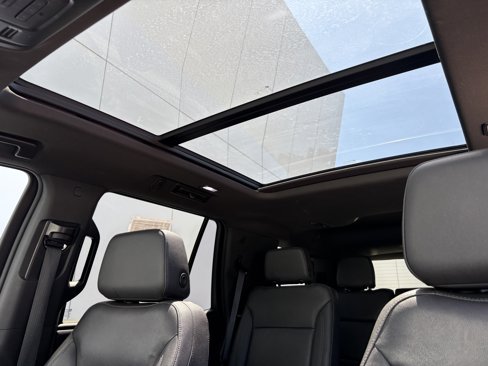 Used 2022 Chevrolet Tahoe LT image 17