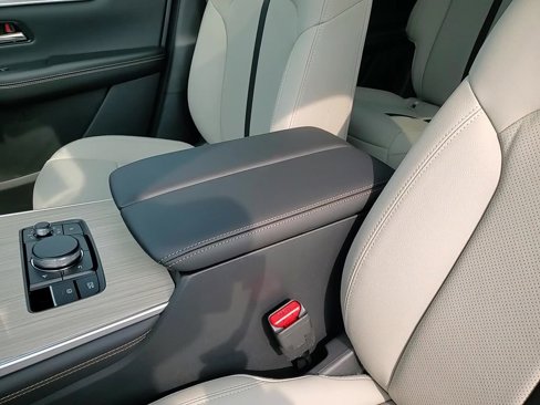New 2025 MAZDA CX-90 3.3 Turbo w/ Preferred Package image 23