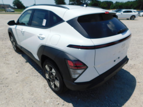 New 2025 Hyundai Kona SEL image 8
