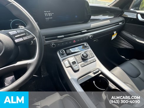 Used 2025 Hyundai Palisade Calligraphy image 35