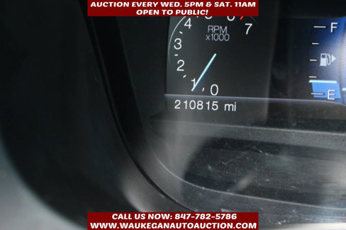 Used 2015 Ford Explorer Limited image 9