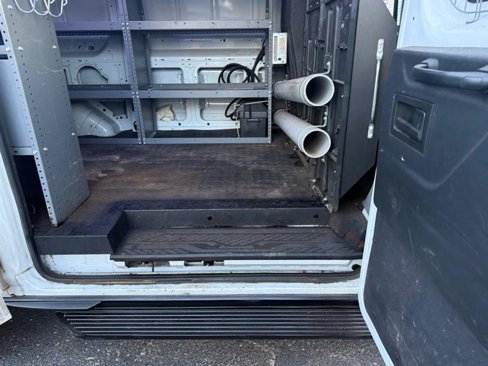 Used 2016 Ford Transit 250 130 Low Roof image 28