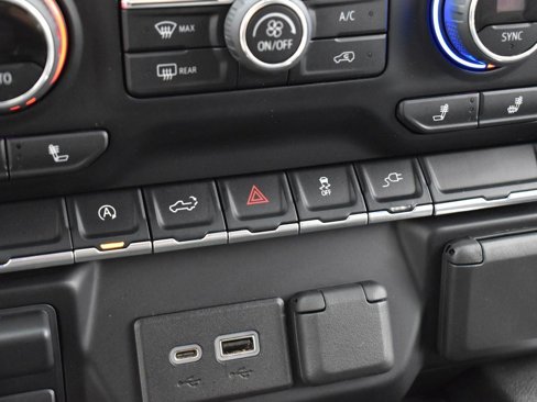 Used 2022 Chevrolet Silverado 1500 RST image 24