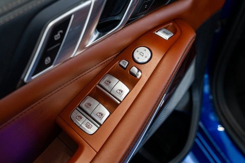Used 2024 BMW ALPINA XB7 image 39